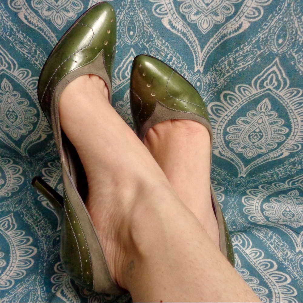Unique Nine-West pumps, size 8.5